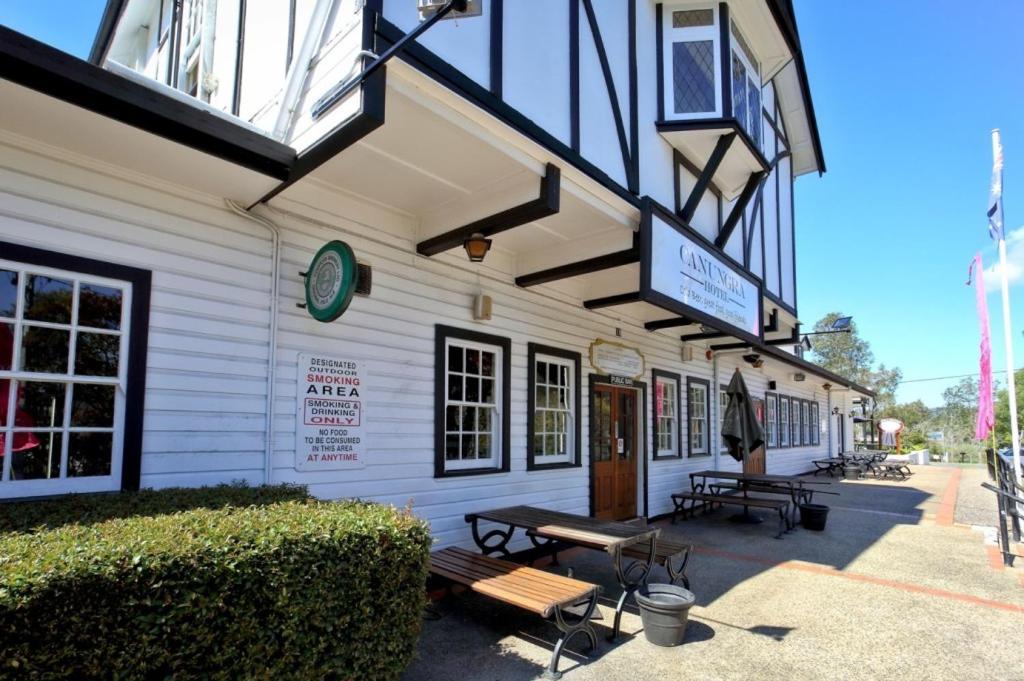 Canungra Hotel Extérieur photo